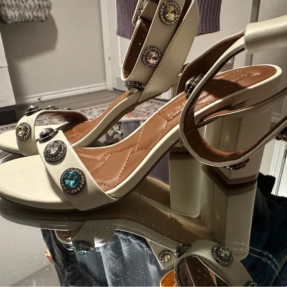 Kurt Geiger Cream Sandals with Multicolor Gem Accents - Picture 5 of 5